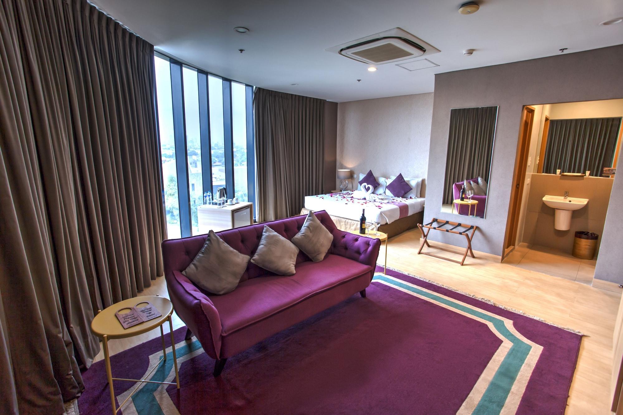 Madison 101 Hotel + Tower Quezon City Esterno foto