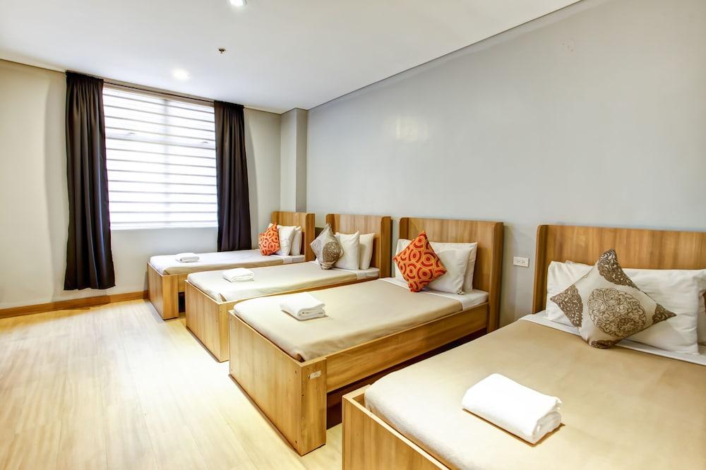 Madison 101 Hotel + Tower Quezon City Esterno foto