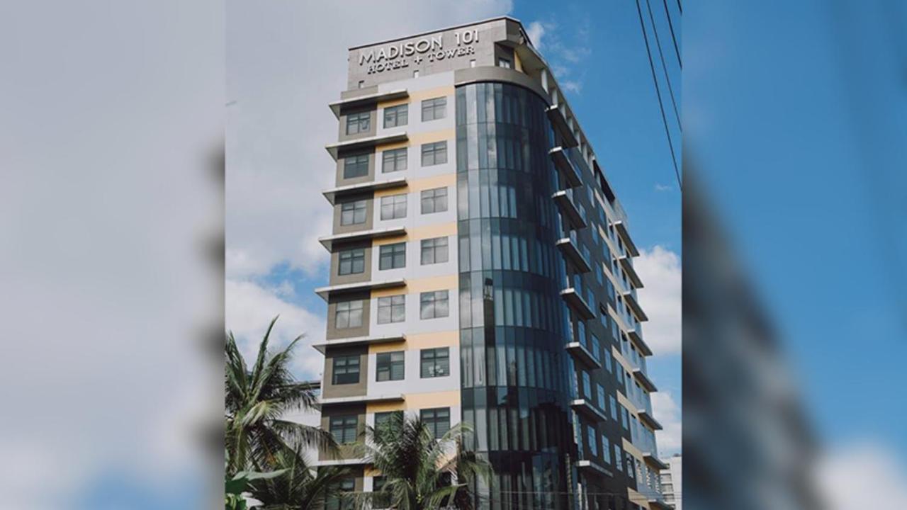Madison 101 Hotel + Tower Quezon City Esterno foto