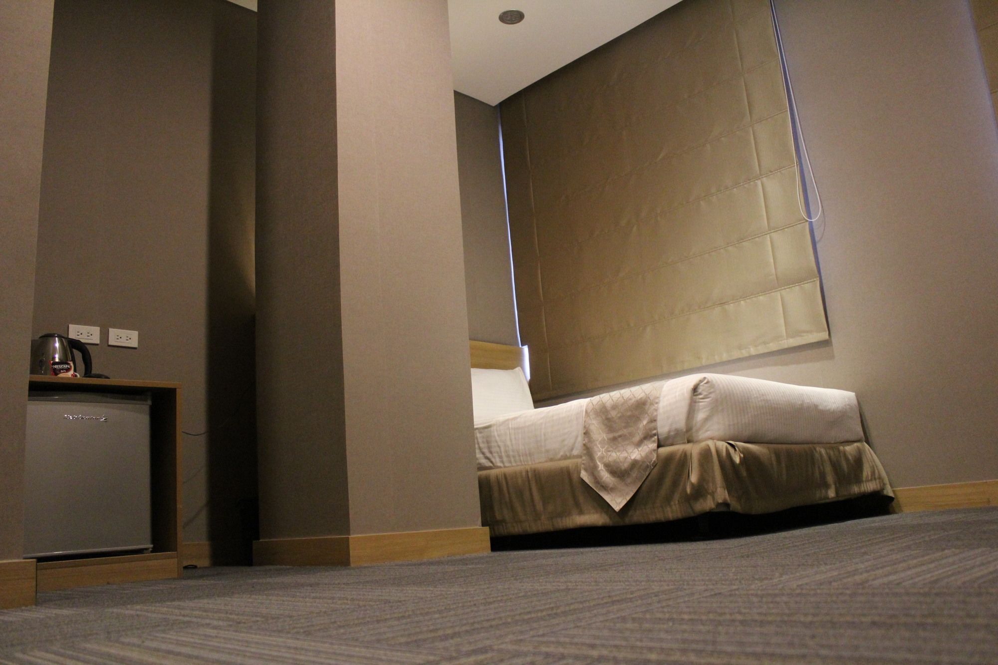 Madison 101 Hotel + Tower Quezon City Esterno foto