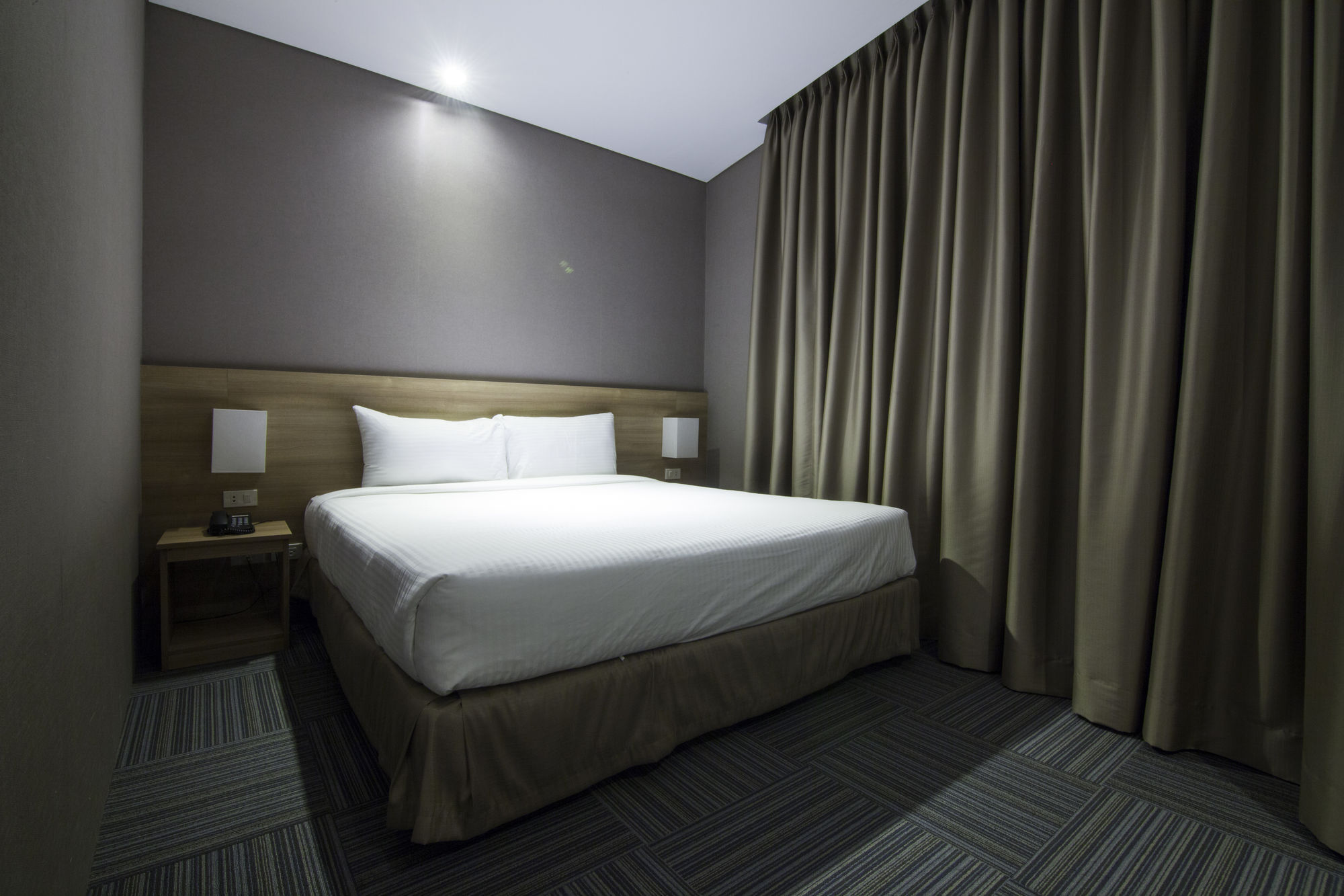 Madison 101 Hotel + Tower Quezon City Esterno foto